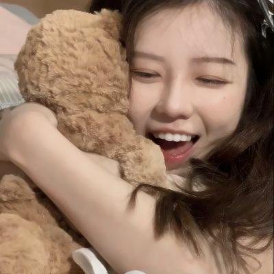 淫兽 被盯上的偶像